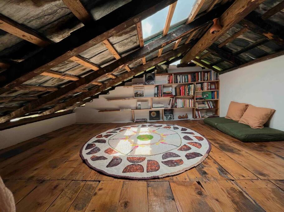 The Attic Library Villa Bīr Exterior foto